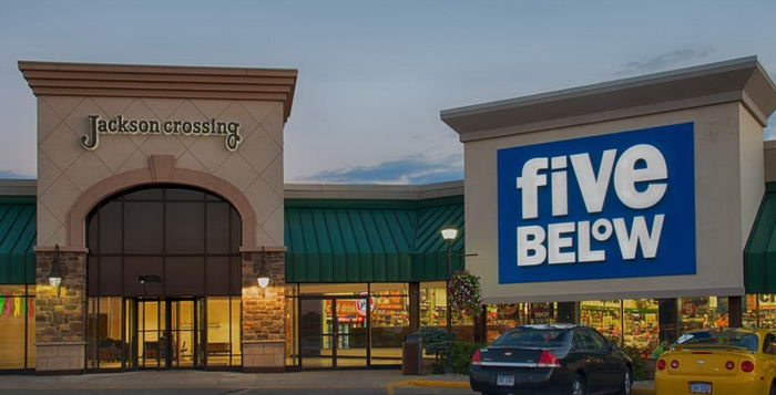 Jackson Crossing (Paka Plaza) - Photo From Mall Website (newer photo)